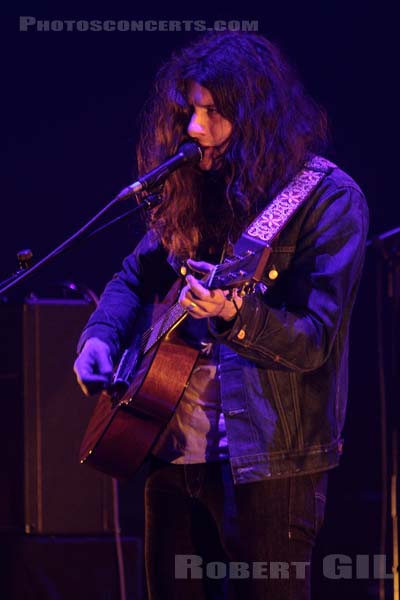 KURT VILE AND THE VIOLATORS - 2012-07-09 - PARIS - Salle Pleyel - 